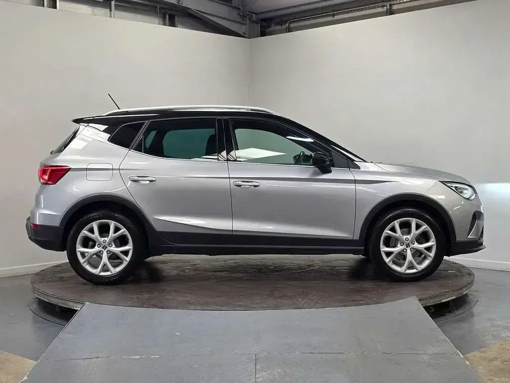 Used Seat Arona FR 108 HP (79 kW) 2022 Silver SUV