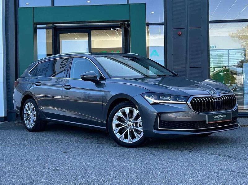 Grey New 2025 Skoda Superb SE L Estate | £37,000 (Expensive) - Image 1/4