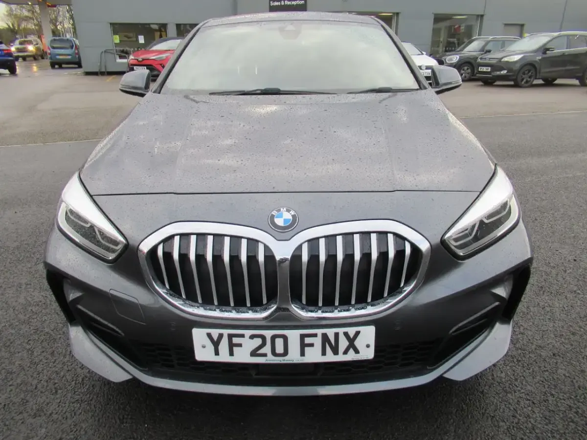 Used BMW 118 M Sport 140 HP (102 kW) 2020 Grey Hatchback