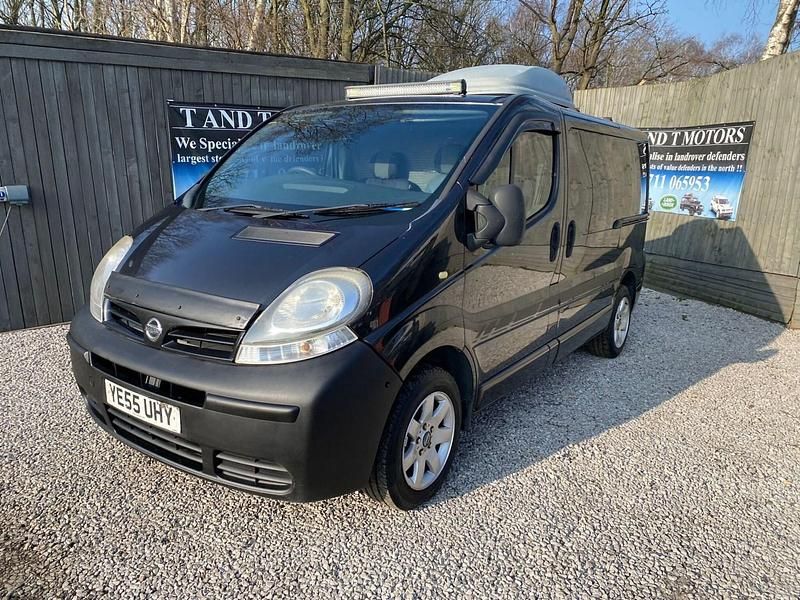 Used Nissan Primastar SE 100 HP (73 kW) 2005 Black MPV