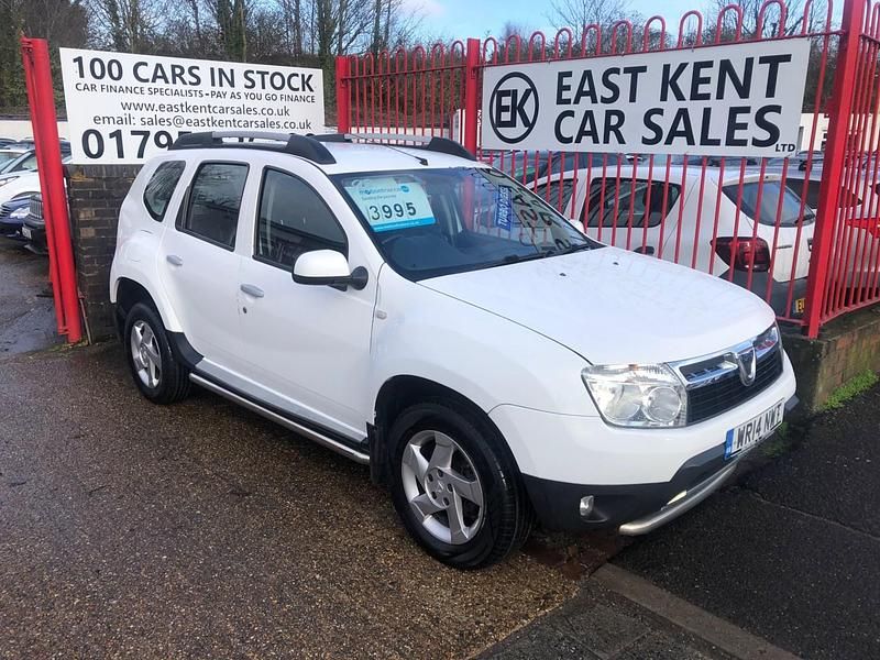 White Used 2014 Dacia Duster Lauréate Hatchback | £3,600 (Fair price) - Image 1/4