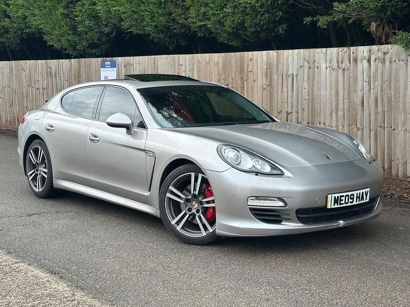 Used Porsche Panamera 250 HP (183 kW) 2012 Silver Hatchback