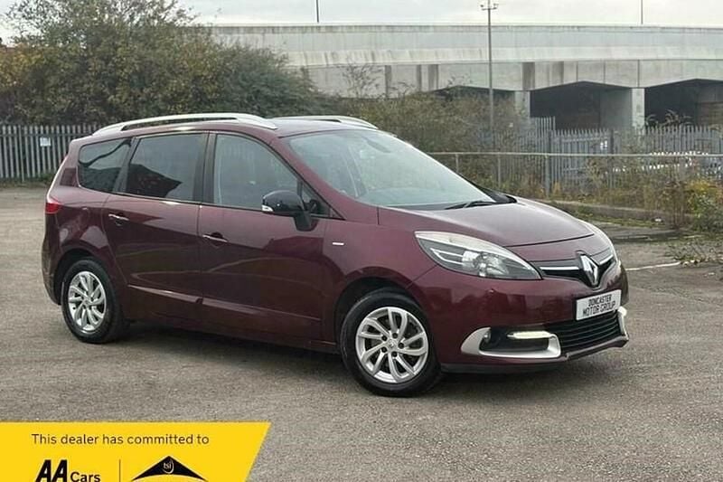 Red Used 2016 Renault Grand Scénic IV LIMITED MPV | £3,995 (Fair price) - Image 1/1