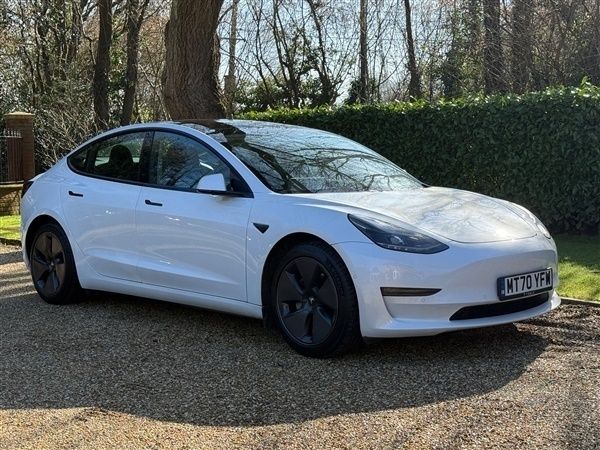 White Used 2020 Tesla Model 3 Long Range Sedan | £16,450 (Fair price) - Image 1/1