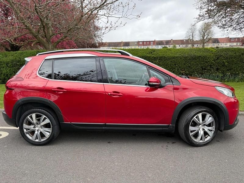 Second-hand Peugeot 2008 Allure 2016 Roșu SUV