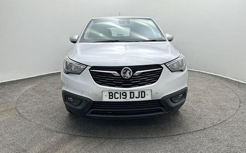 Used Vauxhall Crossland X S 110 HP (80 kW) 2019 Silver SUV