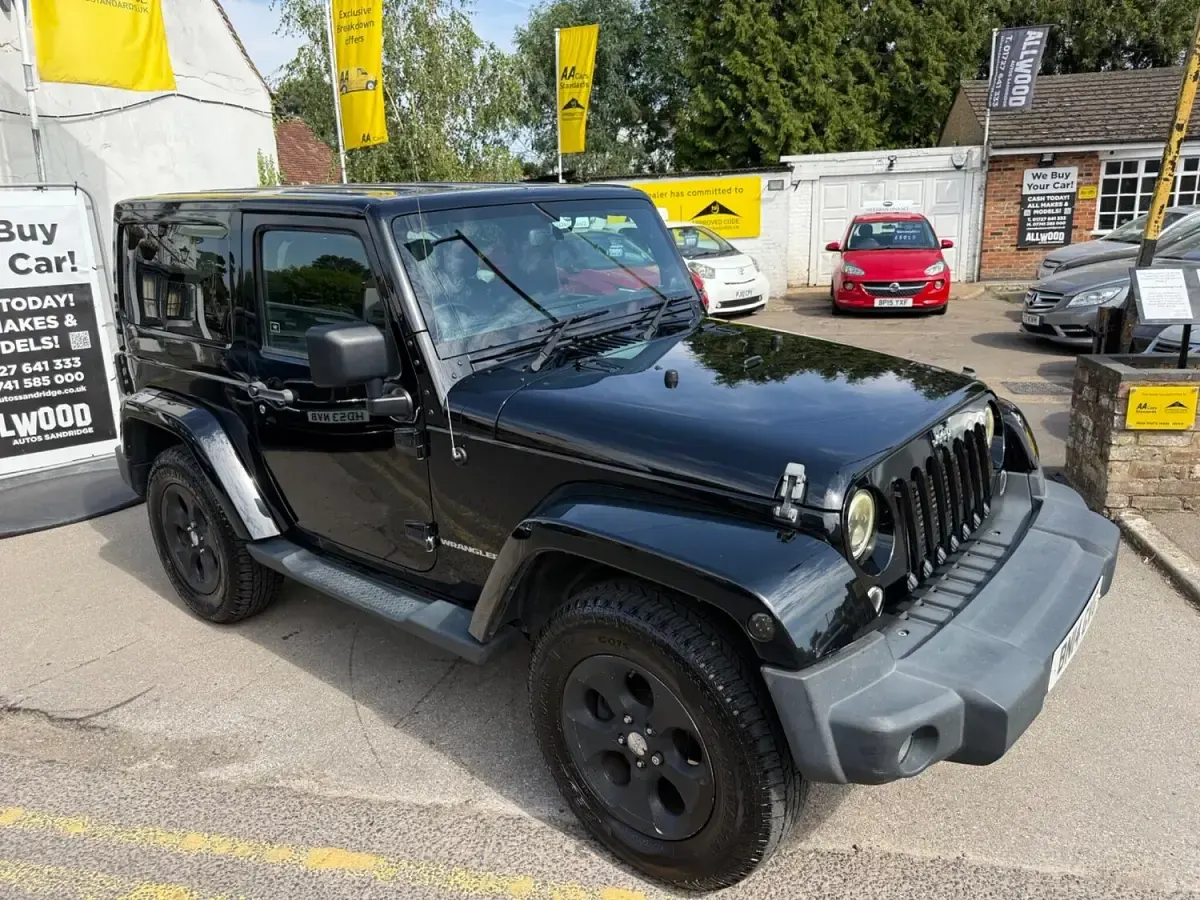 Used Jeep Wrangler Sahara 197 HP (144 kW) 2014 Black SUV