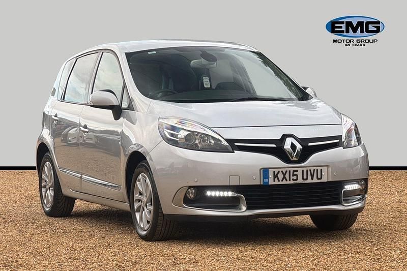 Silver Used 2015 Renault Scénic III Dynamique MPV | £6,495 (A bit pricey) - Image 1/3