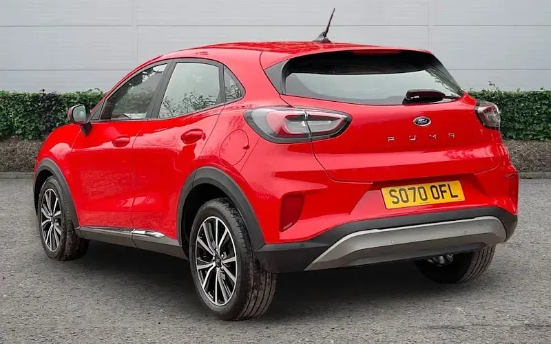 Begagnad Ford Puma Titanium 125 HK (91 kW) 2020 Röd SUV