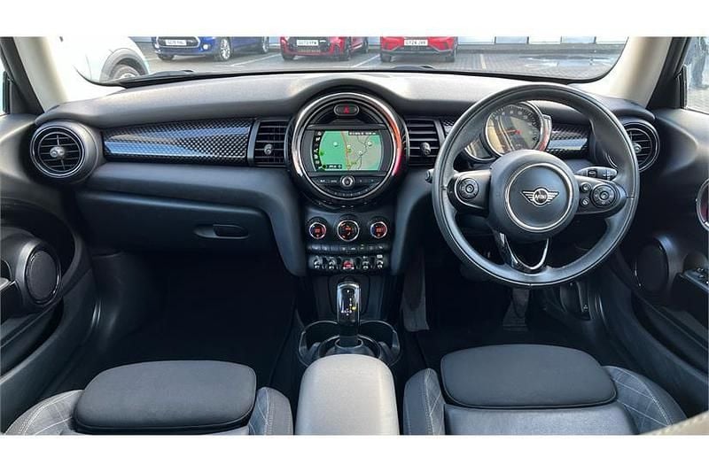 Used Mini Cooper S Classic 192 HP (141 kW) 2019 Silver Hatchback