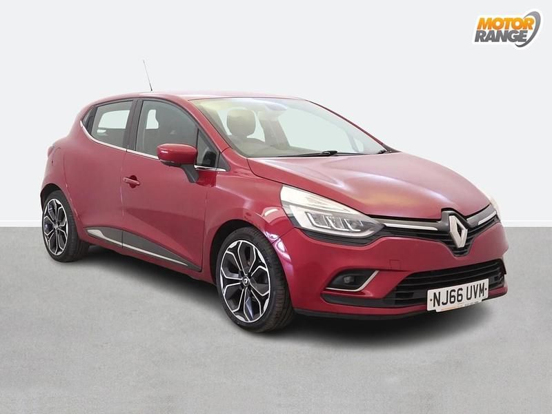 Red Used 2017 Renault Clio IV Dynamique Hatchback | £7,895 (Fair price) - Image 1/4