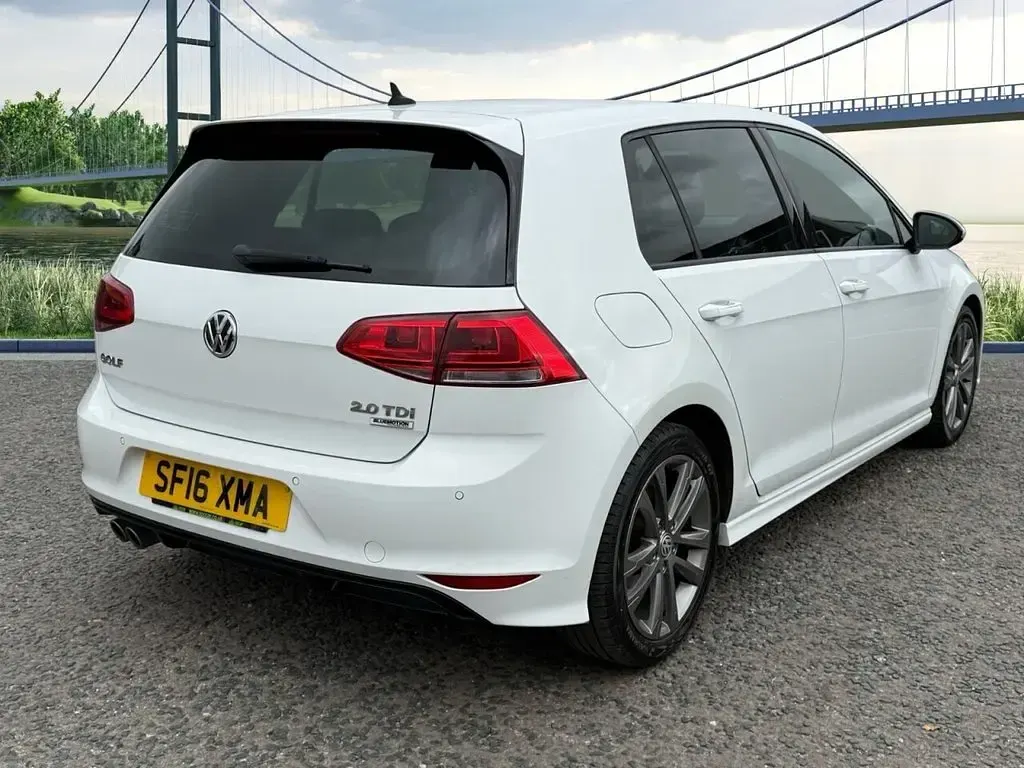 Used VW Golf VII R-line 2016 White Hatchback