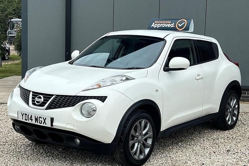 White Used 2014 Nissan Juke Tekna SUV | £4,199 (Fair price) - Image 1/1