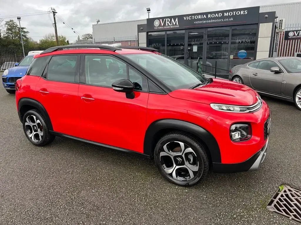 Used Citroën C3 Aircross Flair 100 HP (73 kW) 2019 Red SUV
