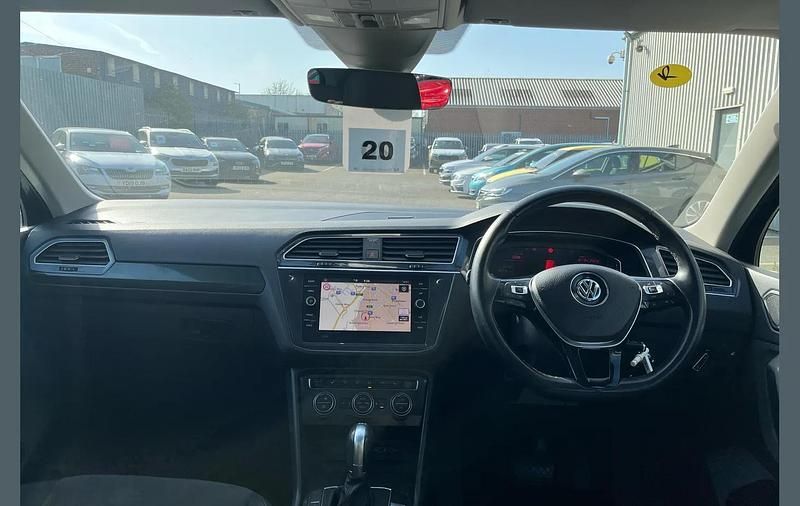 Used VW Tiguan SEL 150 HP (110 kW) 2019 Black SUV