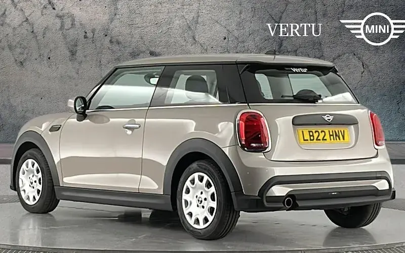 Used Mini ONE Classic 102 HP (75 kW) 2022 Grey Hatchback