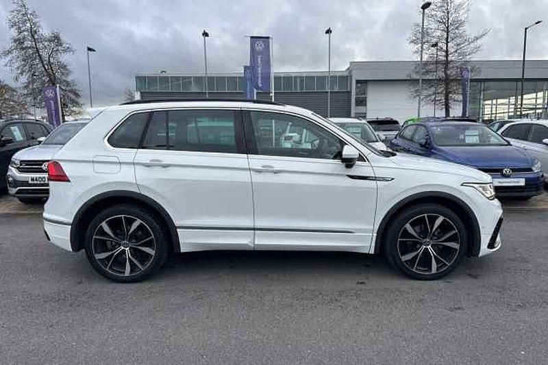 Used VW Tiguan R-line 150 HP (110 kW) 2023 White SUV