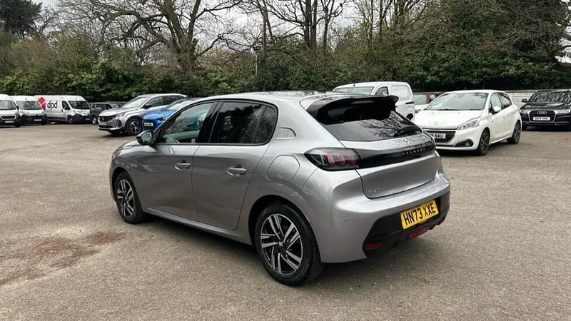 Used Peugeot 208 Allure+ 99 HP (72 kW) 2023 Grey Hatchback