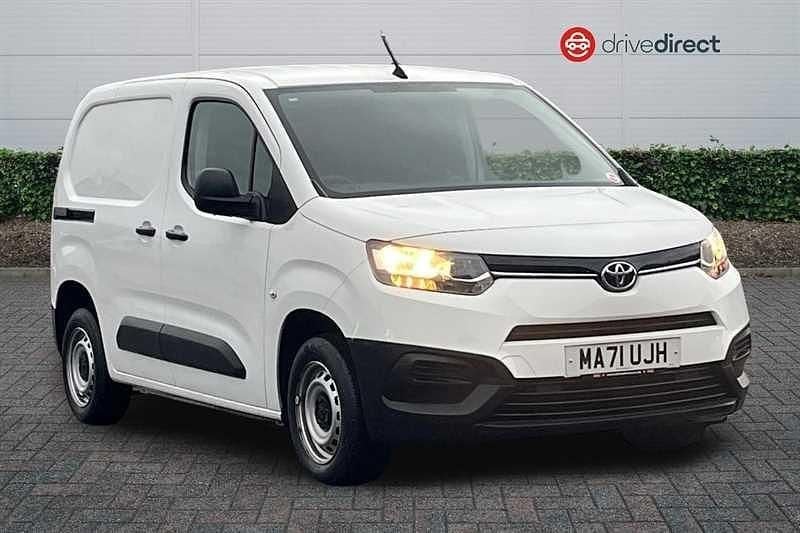 Used Toyota Proace Active 120 HP (88 kW) 2021 White MPV