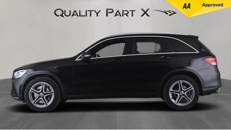 Used Mercedes GLC220 AMG line 194 HP (142 kW) 2020 Black Estate