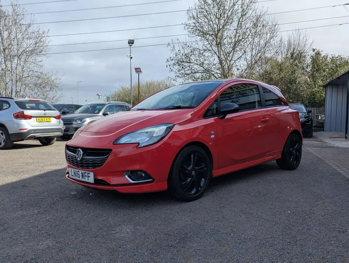 Begagnad Vauxhall Corsa Edition 2016 Röd Halvkombi
