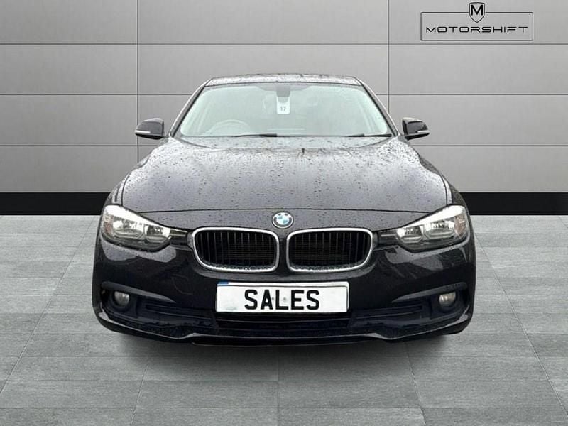 Used BMW 318 Comfort Edition 2016 Black Sedan