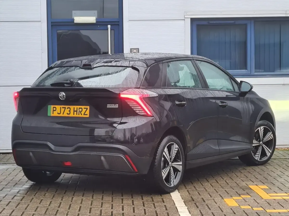 Used MG MG4 EV SE 125 kW (170 HP) 2023 Black Hatchback