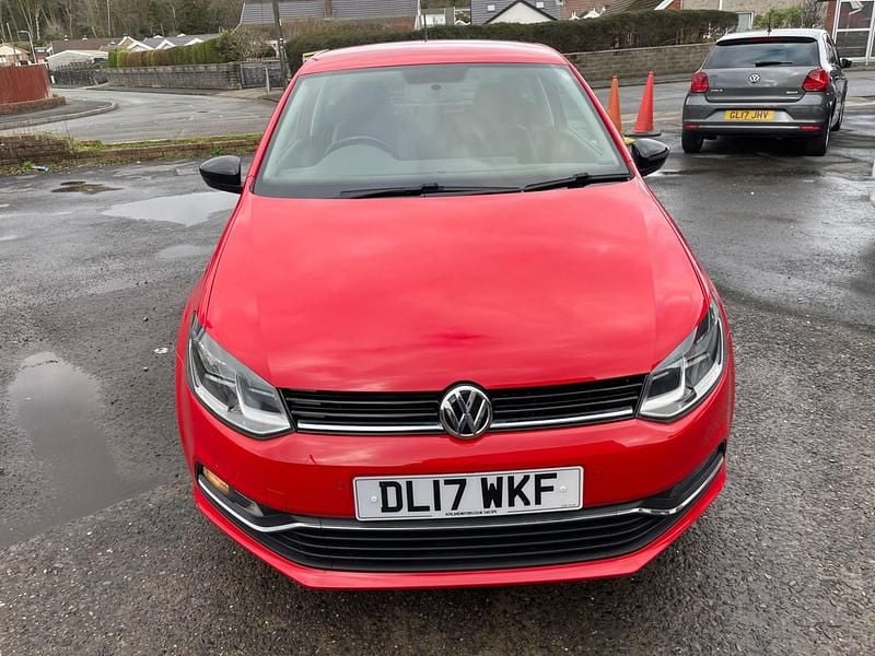 Used VW Polo Beats 75 HP (55 kW) 2017 Red Hatchback