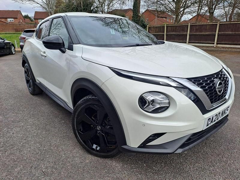 White Used 2020 Nissan Juke Tekna SUV | £9,999 (Fair price) - Image 1/4