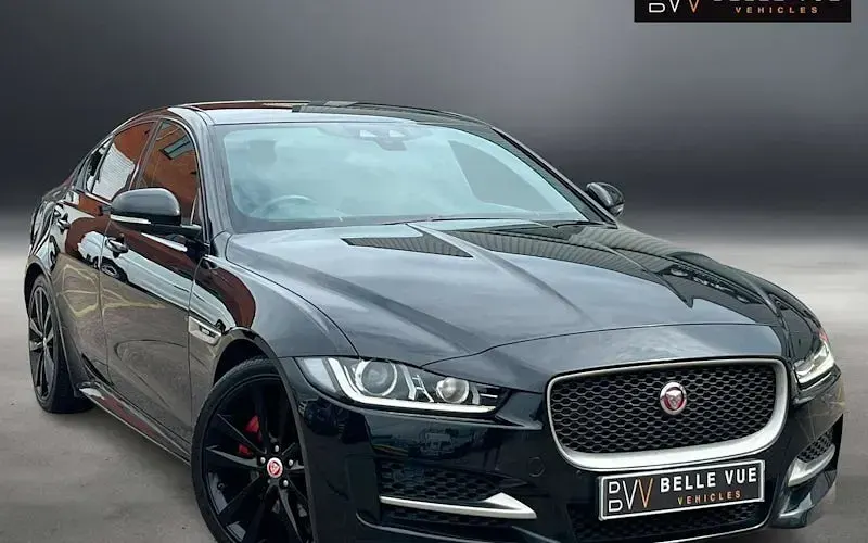 Used Jaguar XE R-Sport 179 HP (131 kW) 2019 Sedan