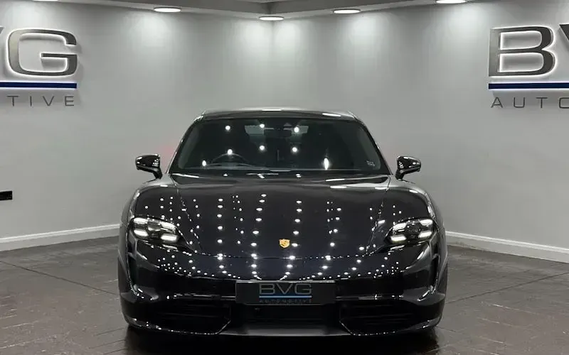 Used Porsche Taycan 500 kW (680 HP) 2023 Sedan