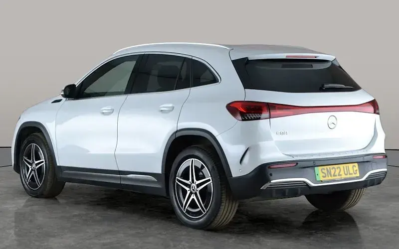 Used Mercedes EQA250 AMG line 139 kW (190 HP) 2022 White SUV