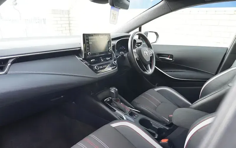 Usado Toyota Corolla Sport 122 HP (89 kW) 2022 Citadino