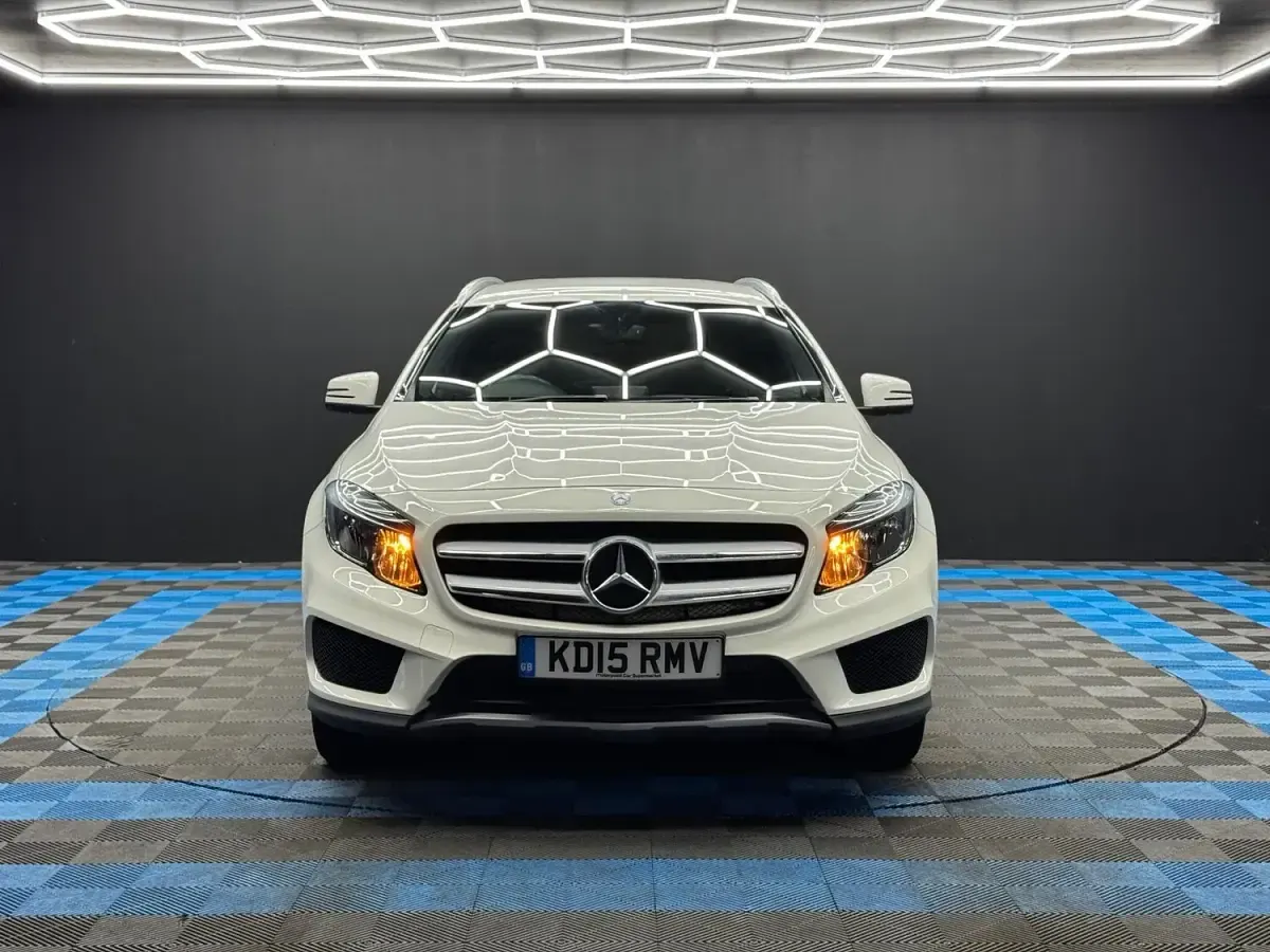 Used Mercedes GLA200 AMG line 2015 White SUV