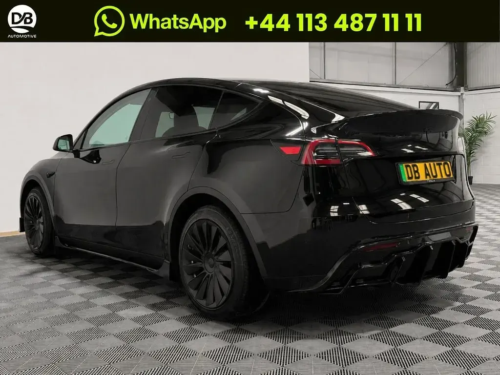 Used Tesla Model Y Long Range AWD 282 kW (384 HP) 2023 Black SUV