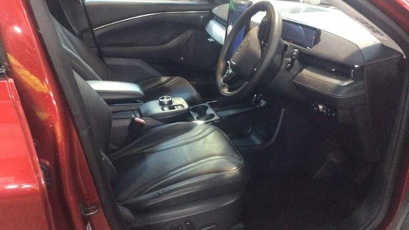 Used Ford Mustang Extended Range 294 HP (216 kW) 2021 Red SUV