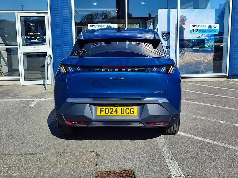 Gebraucht Peugeot 3008 Allure 134 PS (98 kW) 2024 Blau SUV