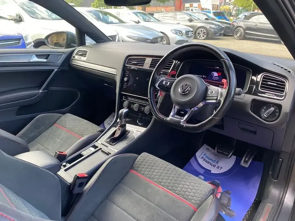 Używany VW Golf VII GTI 245 KM (180 kW) 2017 Szary Hatchback