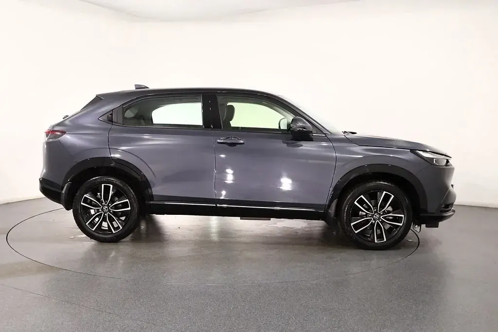 Used Honda HR-V Advance 131 HP (96 kW) 2023 Grey SUV