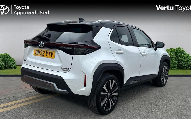 Used Toyota Yaris Hybrid Edition 116 HP (85 kW) 2022 Estate