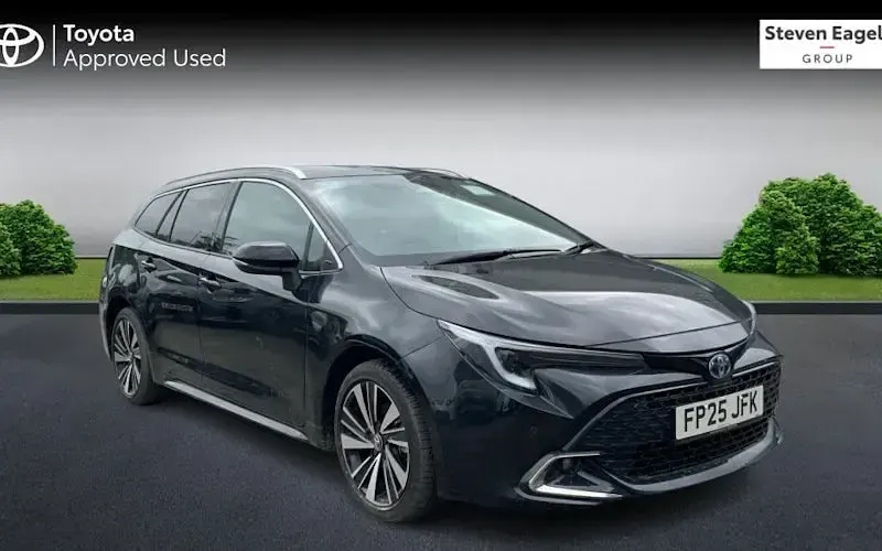 Used Toyota Corolla Design 140 HP (102 kW) 2025 Estate