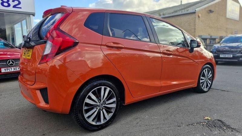 Used Honda Jazz EX 102 HP (75 kW) 2017 Orange Hatchback