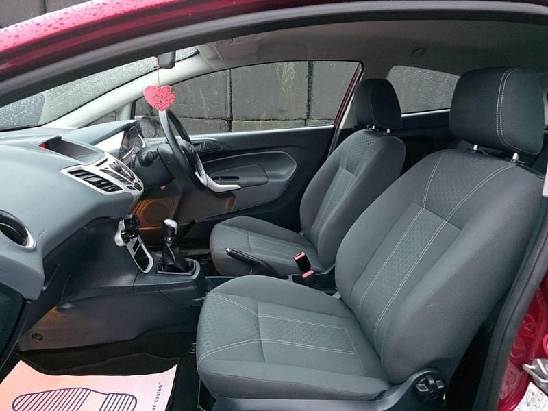 Used Ford Fiesta Zetec 2011 Red Hatchback