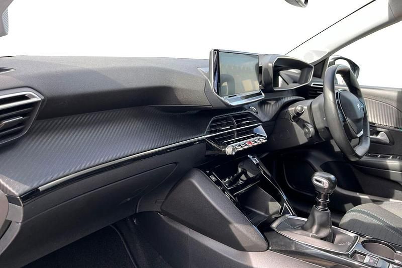 White Used 2020 Peugeot 208 Allure Premium Hatchback | £12,195 (A bit pricey) - Image 1/4