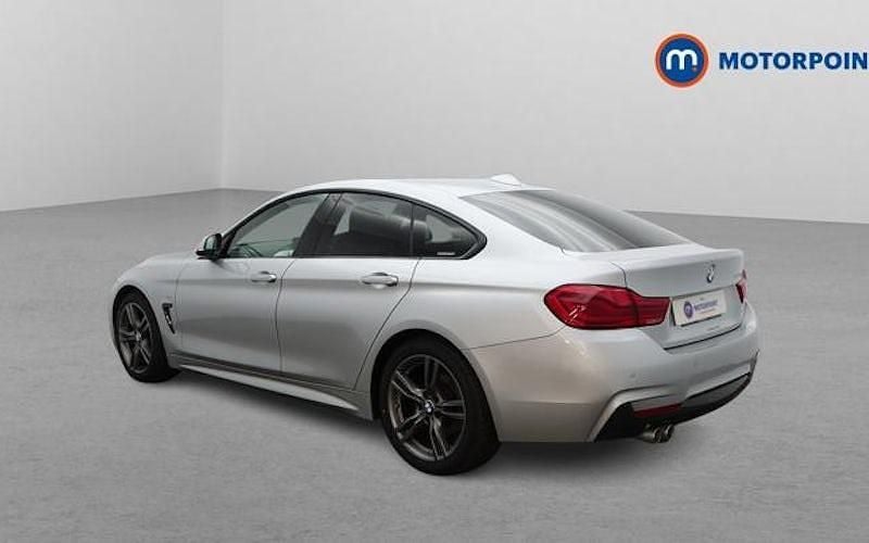 Usado BMW 420 M Sport 184 HP (135 kW) 2021 Coupé