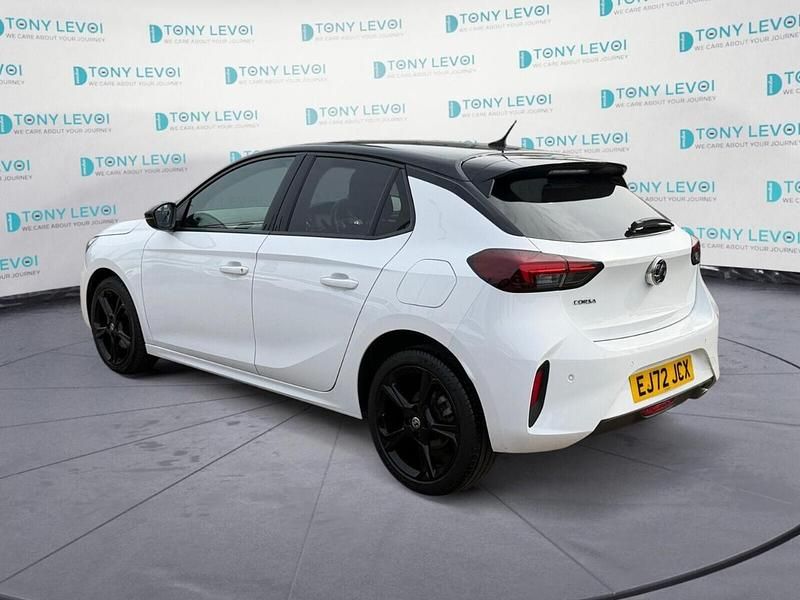 Used Vauxhall Corsa GS Line 99 HP (72 kW) 2022 White Hatchback