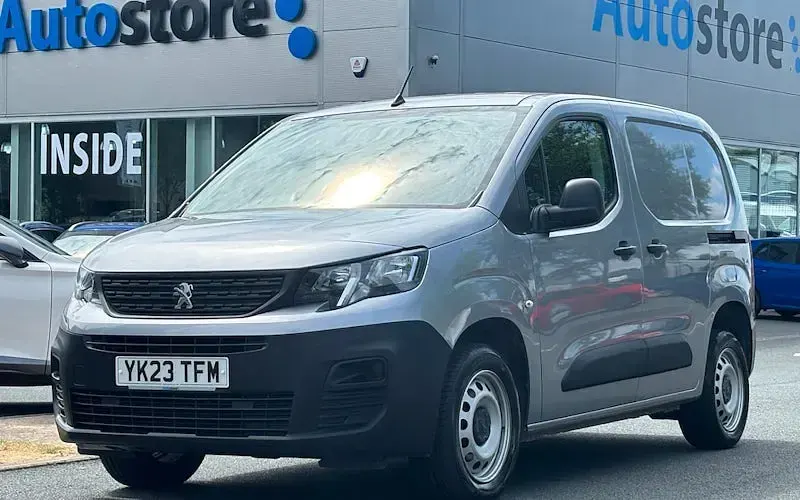 Used Peugeot Partner Premium 102 HP (75 kW) 2023 MPV