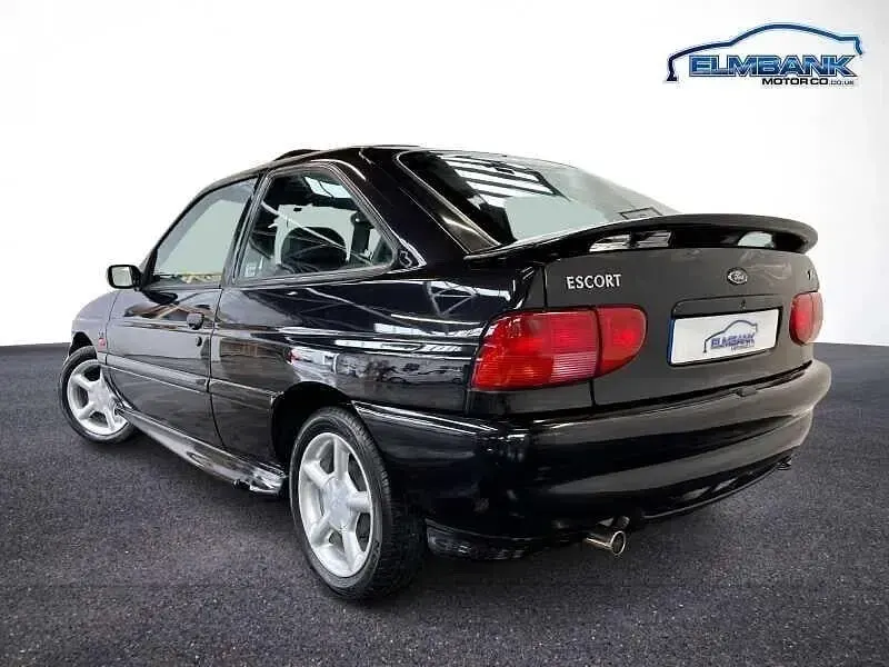 Used Ford Escort 114 HP (83 kW) 1998 Black Hatchback