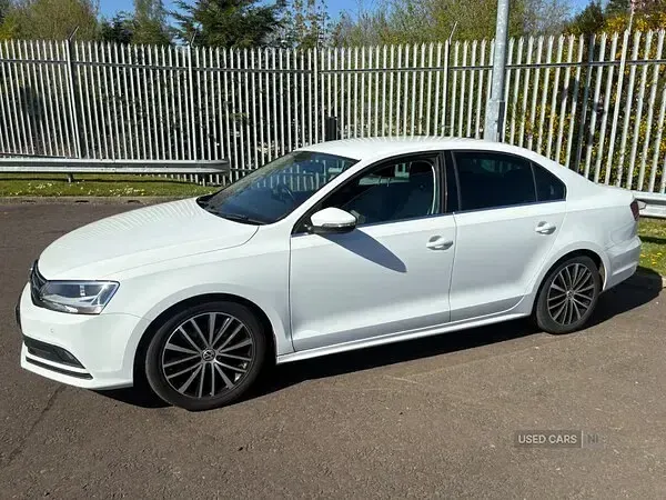 Used VW Jetta GT 150 HP (110 kW) 2016 White Sedan