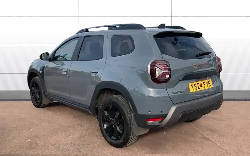 Used Dacia Duster Extreme 150 HP (110 kW) 2024 Grey SUV